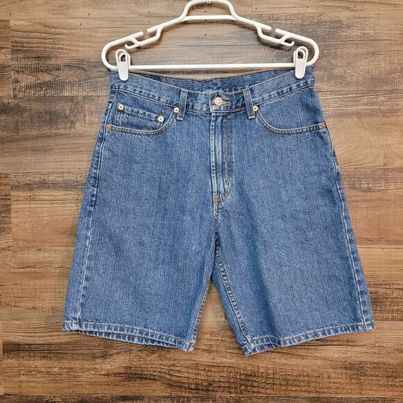 Vtg Levi's Denim Shorts Size 32 Measures 30 Relaxed 550 Medium Wash Y2K Jhorts - Picture 2 of 9